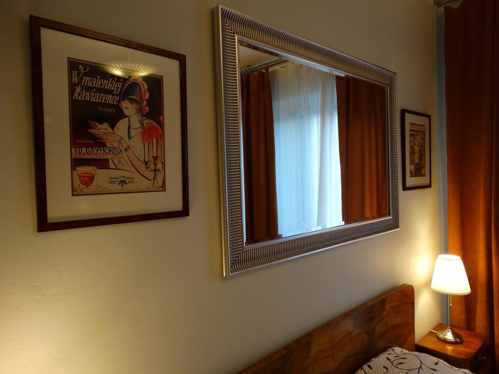 Mieszkanko Kolo Zamku Warschau Zimmer foto